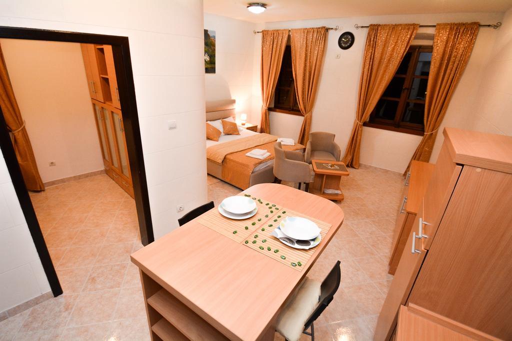 Apartments Casa Di Cattaro Eksteriør billede